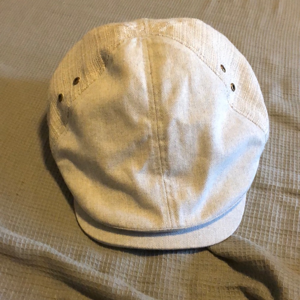 Large fitted flat cap/golfer hat